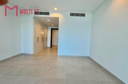 Apartment - 2 Bedrooms - 3 Bathrooms for rent in Al Mutahidah Tower - Viva Bahriyah - The Pearl Island - Doha