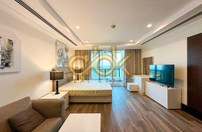 Apartment - Studio - 1 Bathroom for rent in Viva West - Viva Bahriyah - The Pearl Island - Doha