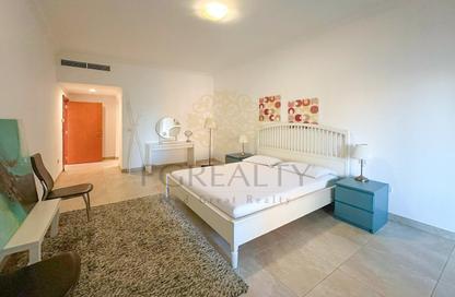 Apartment - 1 Bedroom - 2 Bathrooms for sale in West Porto Drive - Porto Arabia - The Pearl Island - Doha Apartment - 1 Bedroom - 2 Bathrooms for sale in West Porto Drive - Porto Arabia - The Pearl Island - Doha