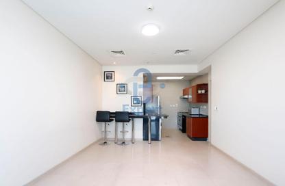 Apartment - 2 Bedrooms - 3 Bathrooms for rent in Zig Zag Tower A - Zig Zag Towers - West Bay - Doha