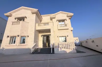 فيلا - 6 غرف نوم - 8 حمامات للايجار في مدينة اللسيل - الوسيل