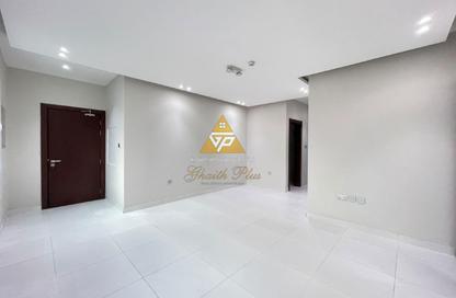 Apartment - 2 - 2 for rent in Old Al Ghanim - Al Ghanim - Doha
