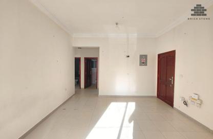 Apartment - 2 Bedrooms - 2 Bathrooms for rent in Muntazah 13 - Al Muntazah - Doha