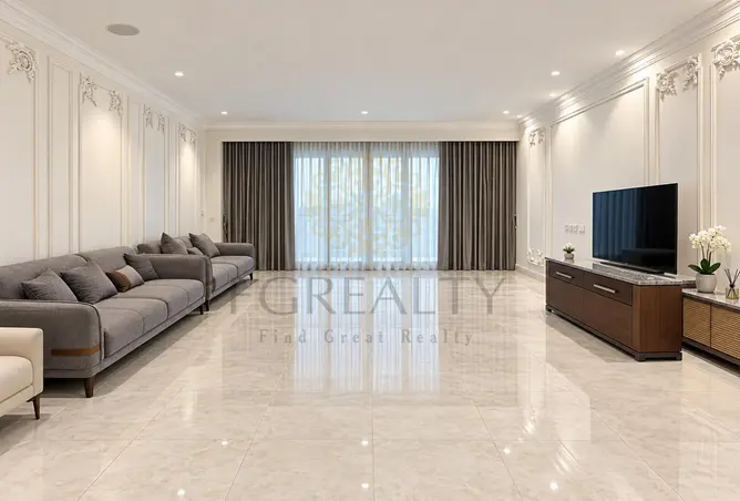 64421115 - Property Image 2