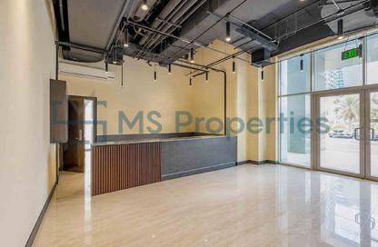 Shop - Studio - 2 Bathrooms for rent in Lusail Marina Heights - Marina District - Lusail