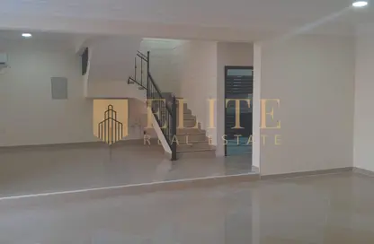 فيلا - 4 غرف نوم - 4 حمامات للايجار في شارع  بو هامو - أبو هامور - الدوحة