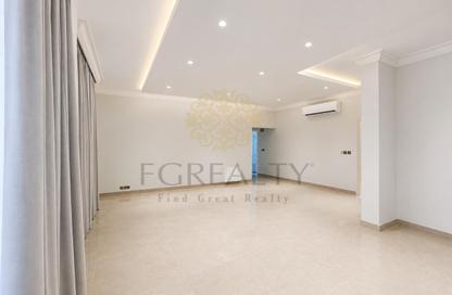Apartment - 2 Bedrooms - 3 Bathrooms for rent in Street 871 - Al Duhail South - Al Duhail - Doha Apartment - 2 Bedrooms - 3 Bathrooms for rent in Street 871 - Al Duhail South - Al Duhail - Doha