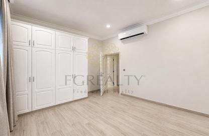 Apartment - 2 - 3 for rent in Street 871 - Al Duhail South - Al Duhail - Doha
