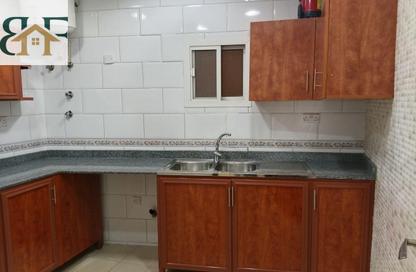Apartment - 2 Bedrooms - 2 Bathrooms for rent in Al Mansoura - Al Mansoura - Doha