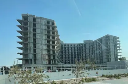 Apartment - 1 Bedroom - 2 Bathrooms for sale in Boulevard View - Yasmeen City - Lusail