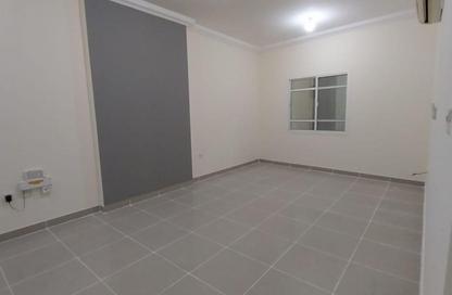 Apartment - 3 Bedrooms - 3 Bathrooms for rent in Al Jazeera Street - Fereej Bin Mahmoud North - Fereej Bin Mahmoud - Doha