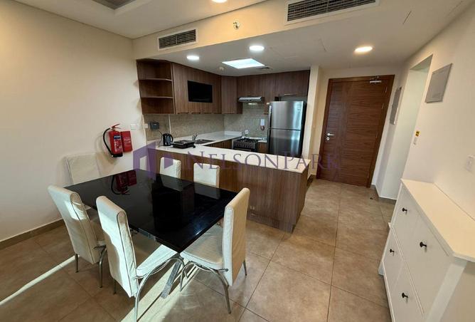 988530 - Property Image 2