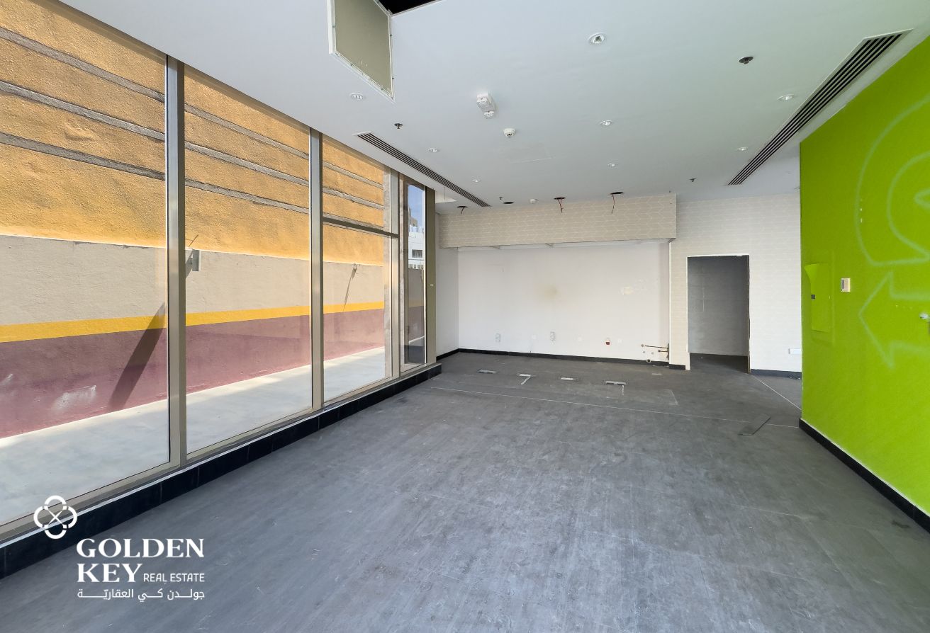 Retail Shop ꟷ Ideal for Grocery, Retail &amp; Services