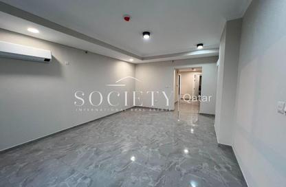 Apartment - 3 Bedrooms - 4 Bathrooms for rent in Musheireb Apartments - Musheireb - Doha