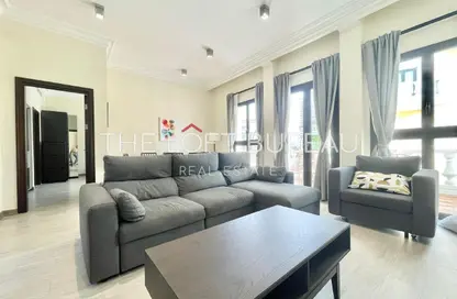 Apartment - 1 Bedroom - 3 Bathrooms for rent in Mercato - Qanat Quartier - The Pearl Island - Doha