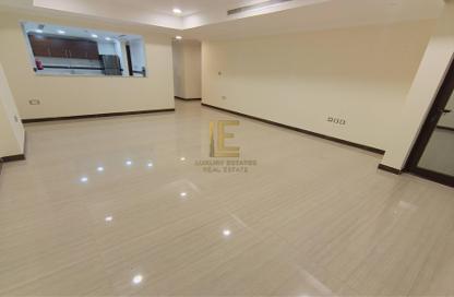 Apartment - 2 Bedrooms - 3 Bathrooms for rent in East Porto Drive - Porto Arabia - The Pearl Island - Doha Apartment - 2 Bedrooms - 3 Bathrooms for rent in East Porto Drive - Porto Arabia - The Pearl Island - Doha