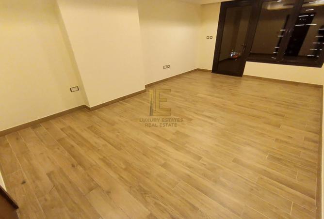 56317255 - Property Image 3