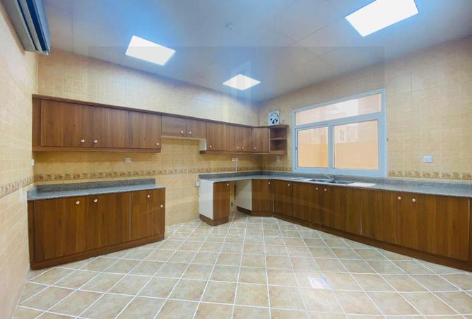 54005012 - Property Image 3