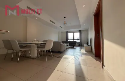 Apartment - 1 Bedroom - 2 Bathrooms for rent in East Porto Drive - Porto Arabia - The Pearl Island - Doha