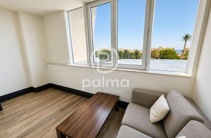 Apartment - Studio - 1 Bathroom for rent in Viva Central - Viva Bahriyah - The Pearl Island - Doha