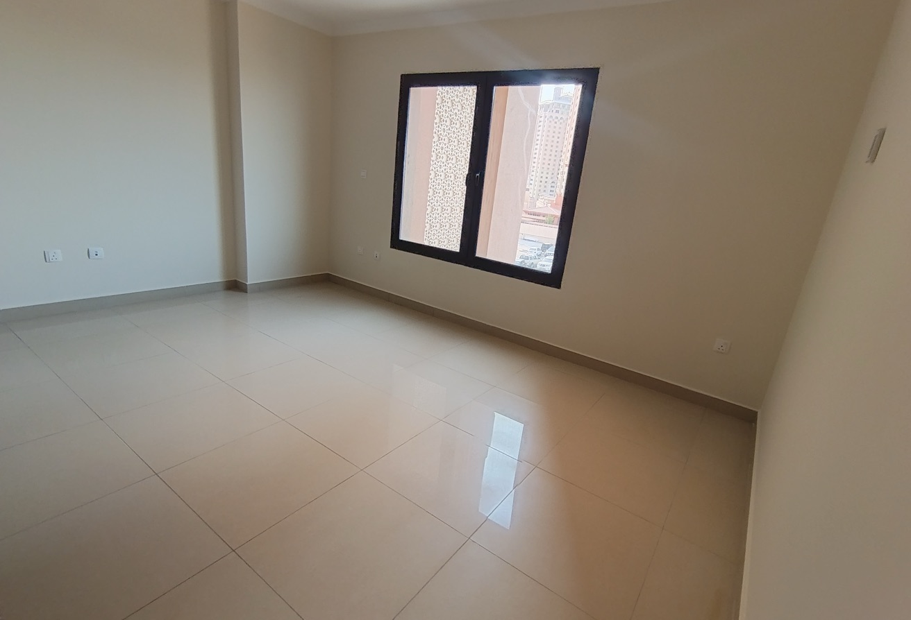KEMPINSKI VIEW | SEMI FURNISHED 2BHK | ONLY 11k thumbnail 9