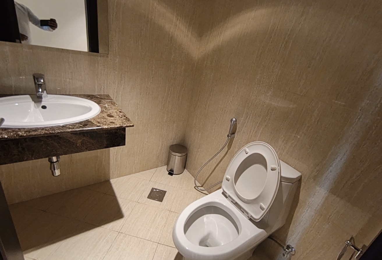 KEMPINSKI VIEW | SEMI FURNISHED 2BHK | ONLY 11k thumbnail 12