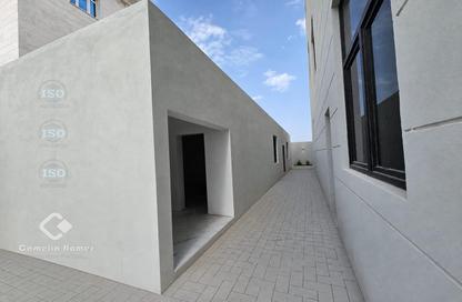 Villa - 7+ Bedrooms - 7+ Bathrooms for rent in Rawdat Al Hamama - Al Daayen