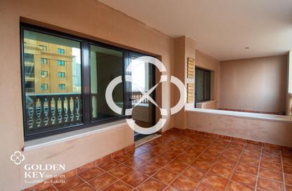 Apartment - 1 Bedroom - 2 Bathrooms for rent in West Porto Drive - Porto Arabia - The Pearl Island - Doha