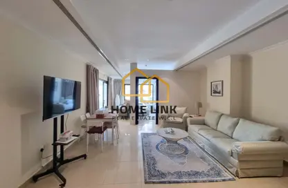 شقة - 2 غرف نوم - 3 حمامات للايجار في طريق بورتو الشرقي - بورتو أرابيا - جزيرة اللؤلؤة - الدوحة