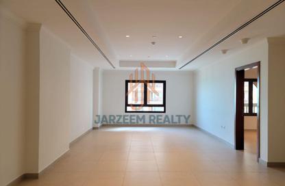 Apartment - 1 Bedroom - 2 Bathrooms for rent in West Porto Drive - Porto Arabia - The Pearl Island - Doha