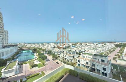 Apartment - 2 Bedrooms - 2 Bathrooms for rent in The Garden - Floresta Gardens - The Pearl Island - Doha