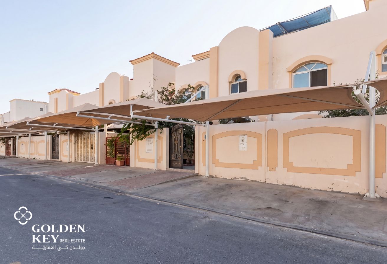 High-ROI Residential Compound with 4 Luxury Villas