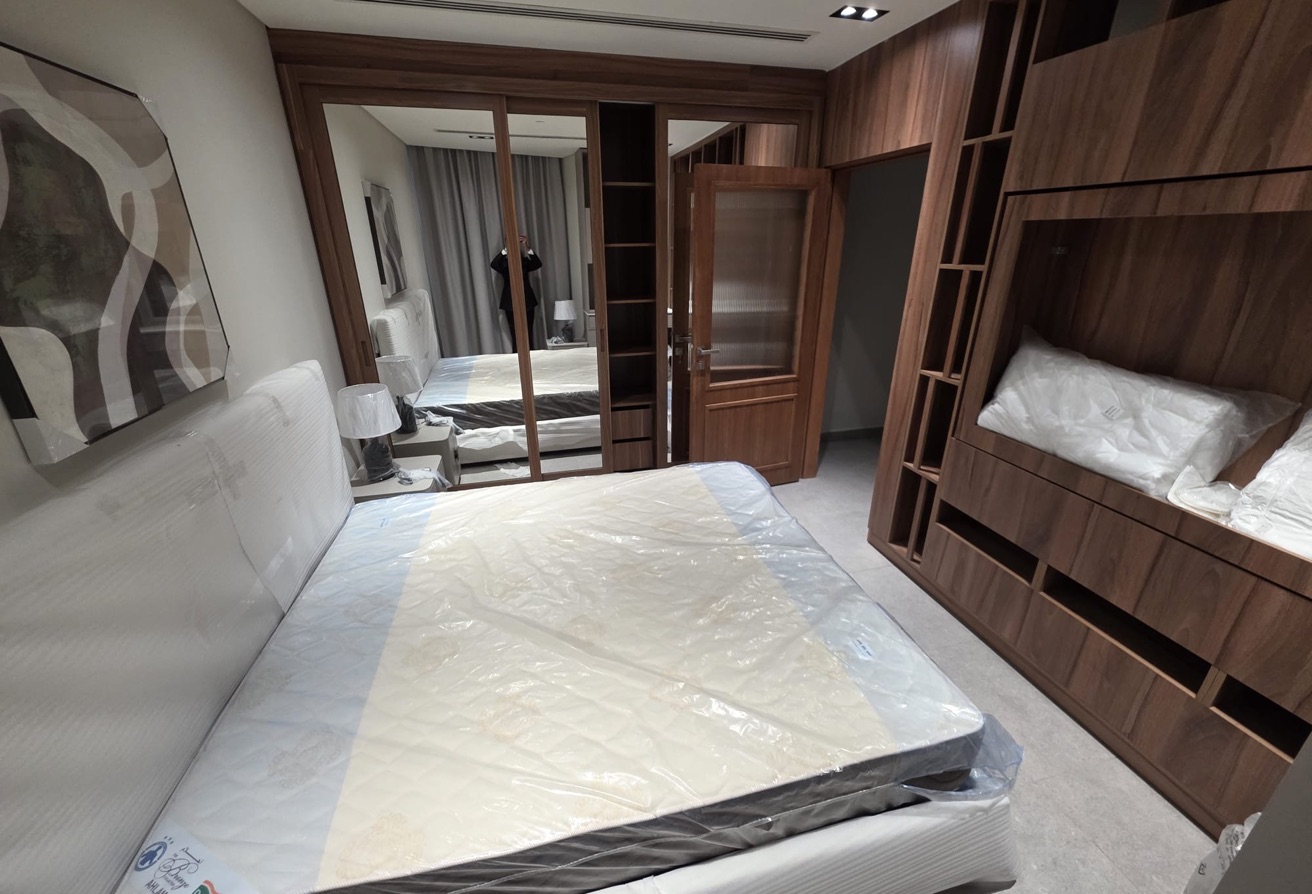 BRAND NEW STUDIO INCLUDING BILLS IN MARINA LUSAIL thumbnail 4