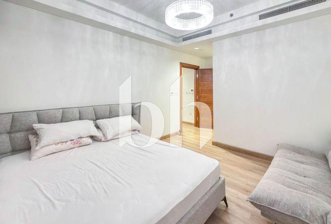 989892 - Property Image 2