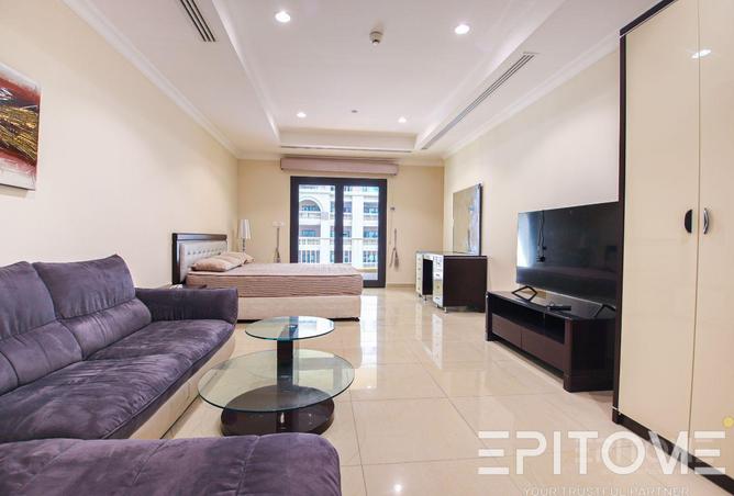 984588 - Property Image 2