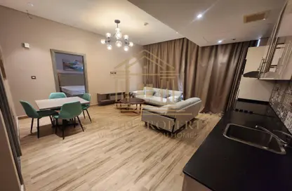 Apartment - 1 Bedroom - 2 Bathrooms for rent in Ramada Commercial Building - Al Rawabi Street - Al Muntazah - Doha