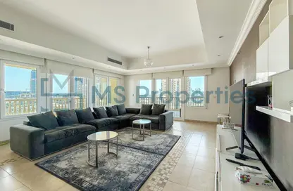 Apartment - 3 Bedrooms - 4 Bathrooms for rent in West Porto Drive - Porto Arabia - The Pearl Island - Doha