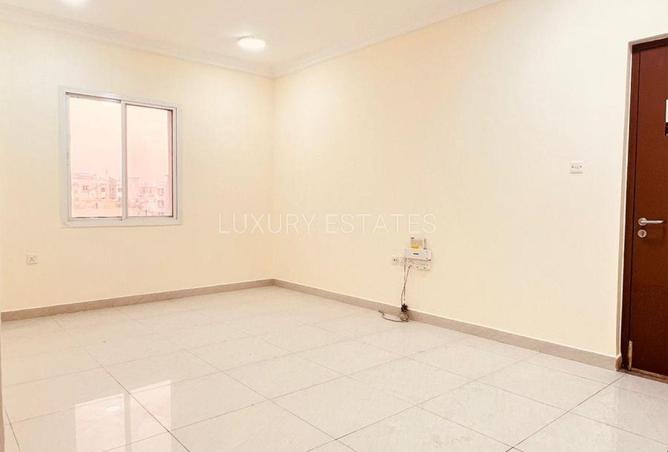 61392001 - Property Image 3