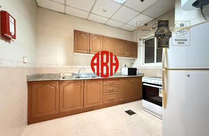 Apartment - 2 - 2 for rent in Al Khayareen Tower - Old Salata - Salata - Doha