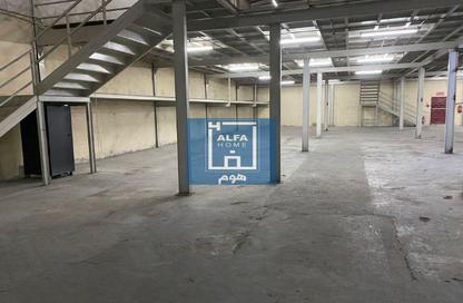 Warehouse - Studio - 6 Bathrooms for rent in Industrial Area 5 - Industrial Area - Industrial Area - Doha