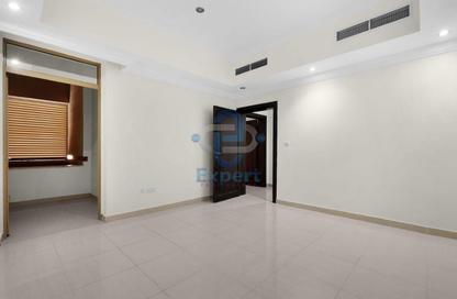 Apartment - 2 Bedrooms - 3 Bathrooms for rent in Al Zubair Bakkar Street - Al Sadd - Doha