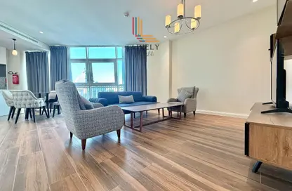 Penthouse - 2 Bedrooms - 3 Bathrooms for sale in Floresta Gardens - Floresta Gardens - The Pearl Island - Doha