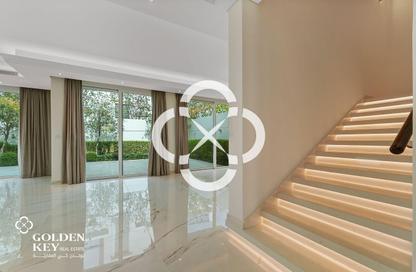 Villa - 5 Bedrooms - 6 Bathrooms for rent in The Garden - Floresta Gardens - The Pearl Island - Doha