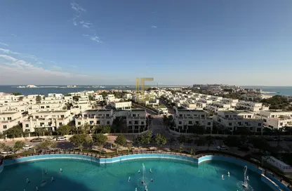 Apartment - 3 Bedrooms - 4 Bathrooms for rent in Viva West - Viva Bahriyah - The Pearl Island - Doha