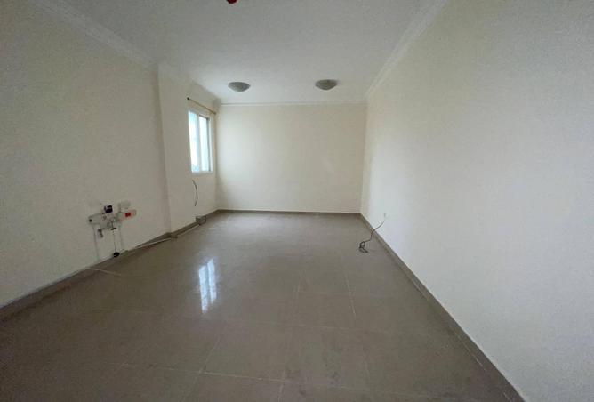 52226029 - Property Main Image