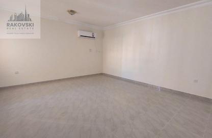 Apartment - 2 Bedrooms - 2 Bathrooms for rent in Madinat Khalifa South - Madinat Khalifa - Doha