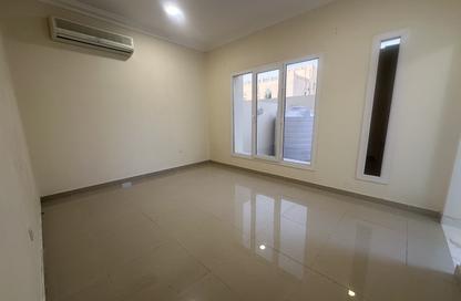 Apartment - 1 Bedroom - 1 Bathroom for rent in Al Luqta - Al Luqta - Doha