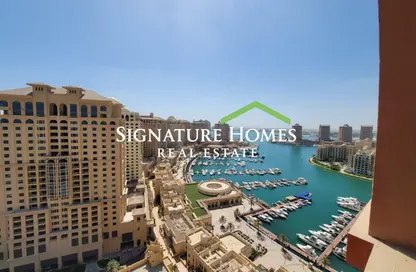 Apartment - 2 Bedrooms - 2 Bathrooms for rent in Tower 21 - Porto Arabia - The Pearl Island - Doha