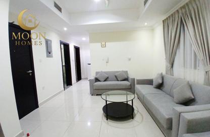 Apartment - 1 Bedroom - 2 Bathrooms for rent in Umm Ghuwailina 4 - Umm Ghuwailina - Doha