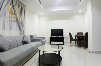 Apartment - 1 Bedroom - 2 Bathrooms for rent in Umm Ghuwailina 4 - Umm Ghuwailina - Doha